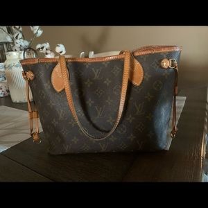 Louis Vuitton Neverfull PM